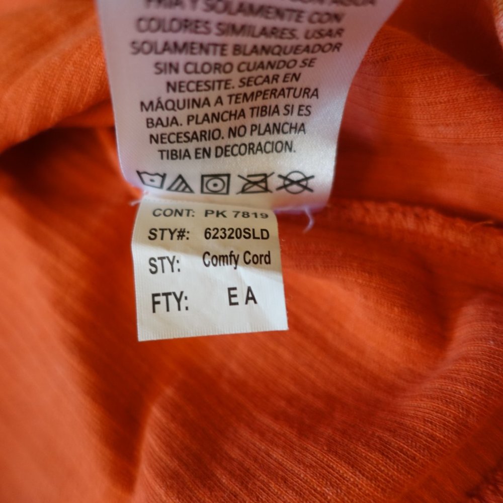 ISO Pumpkin Queen Ribbed Pullover Top - Picture 5 of 8